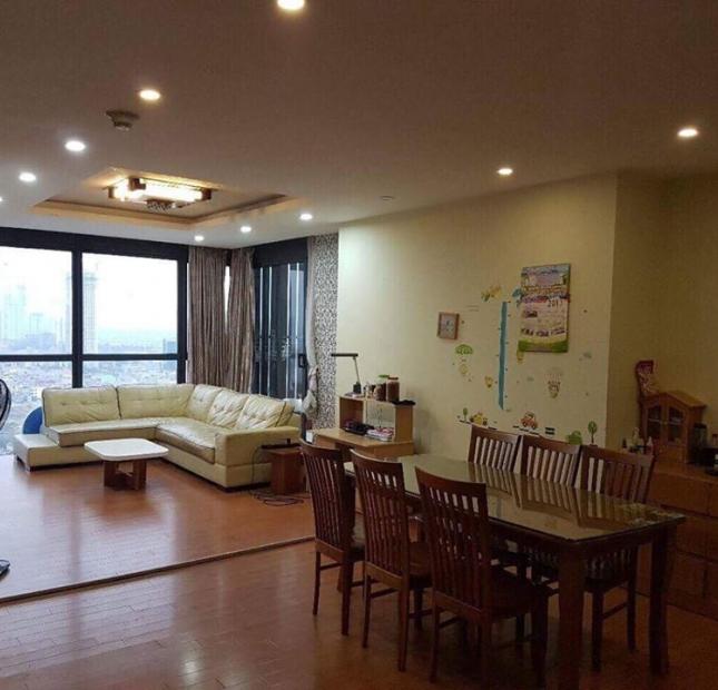 Chính chủ bán căn hộ chung cư tầng cao tòa CT01 chung cư TSQ Euroland Mỗ Lao, Hà Đông, Hà Nội