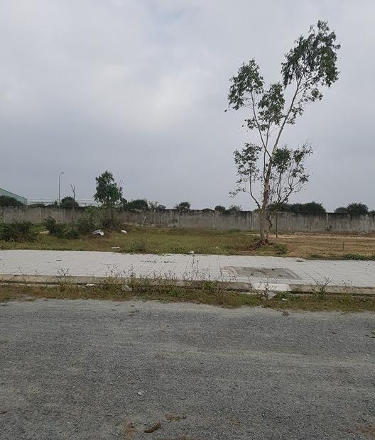 Bán lô đất sau khu công nghiệp Điện Nam Điện Ngọc. Giá quá rẻ, đường 7,5m