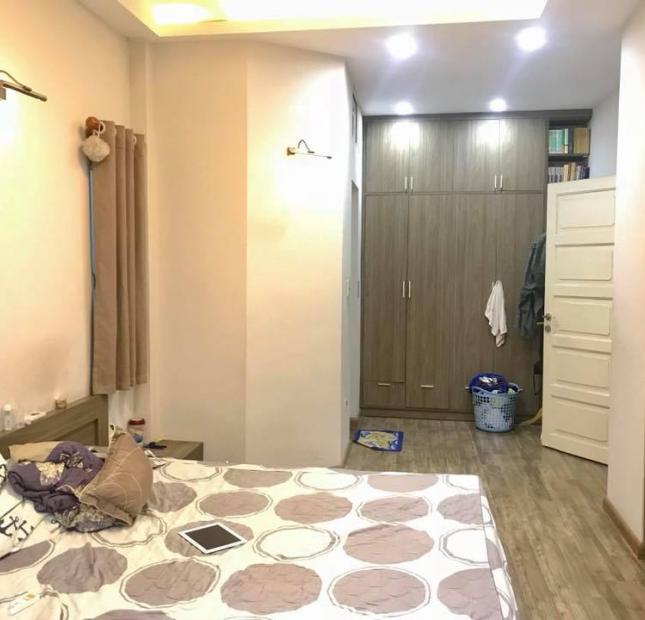 Bán nhà Phố Nguyễn Lương Bằng 38m2x3 tầng, Mt 6m giá 3.45 Tỷ