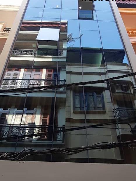 Chính chủ cần bán gấp nhà mặt phố Trần Quốc Hoàn - Phạm Văn Đồng, hơn 10 tỷ