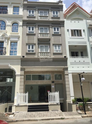 Cho thuê khách sạn Phú Mỹ Hưng Quận 7,10 phòng nội thất cao cấp,giá 86 triệu.