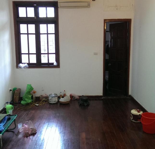 Cho thuê văn phòng tiện ích đẹp từ 25 đến 60 m2 mặt phố Phan Huy Ích