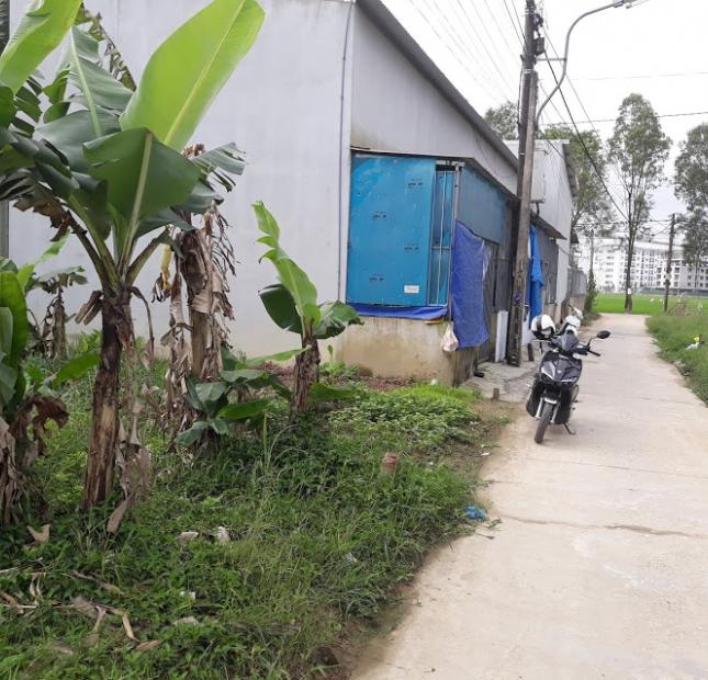 Bán đất kiệt ô tô Nguyễn Lộ Trạch cách khu chung cư Xuân Phú chỉ 200m.