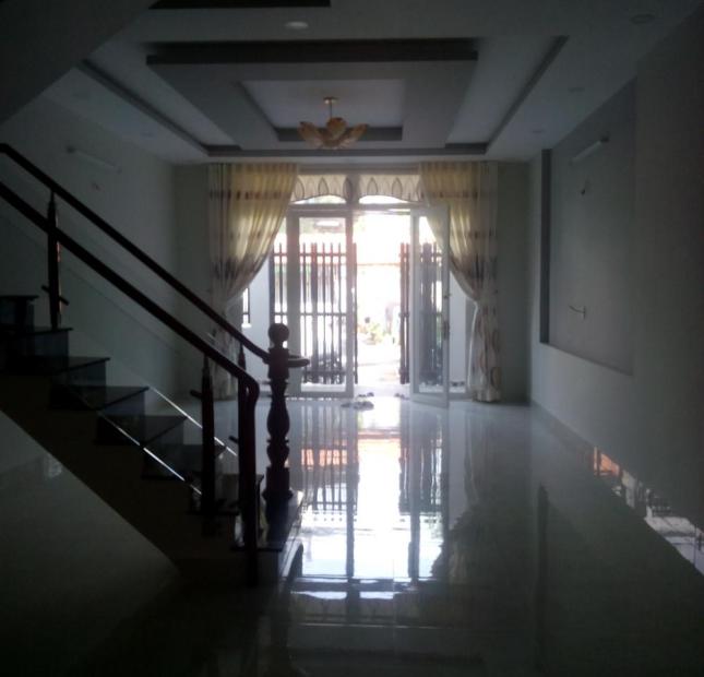 Nhà ở đường Nguyễn Bình, 2 lầu, 4PN, 3WC