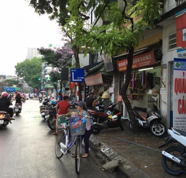 Bán đất phân lô, ô tô tránh, vỉa hè đường Nguyễn Khánh Toàn, 120m2, mặt tiền rộng