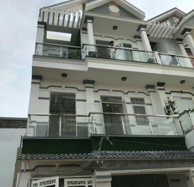 Cần bán khách sạn hẻm xe hơi Huỳnh Tấn Phát, Quận 7, 18 phòng, Full nội thất