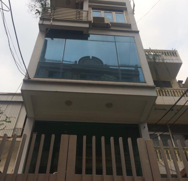 Cho thuê nhà riêng Yên Hòa. 90m2 x 6 tầng, 9PN, có thang máy, gara ô tô