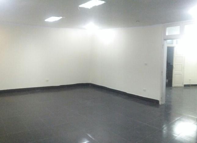Văn phòng, showroom, studio tại mặt phố Lý Nam Đế,Hoàn Kiếm mặt tiền 14m S=40m2 Tầng 4 Lh 0984.875.704