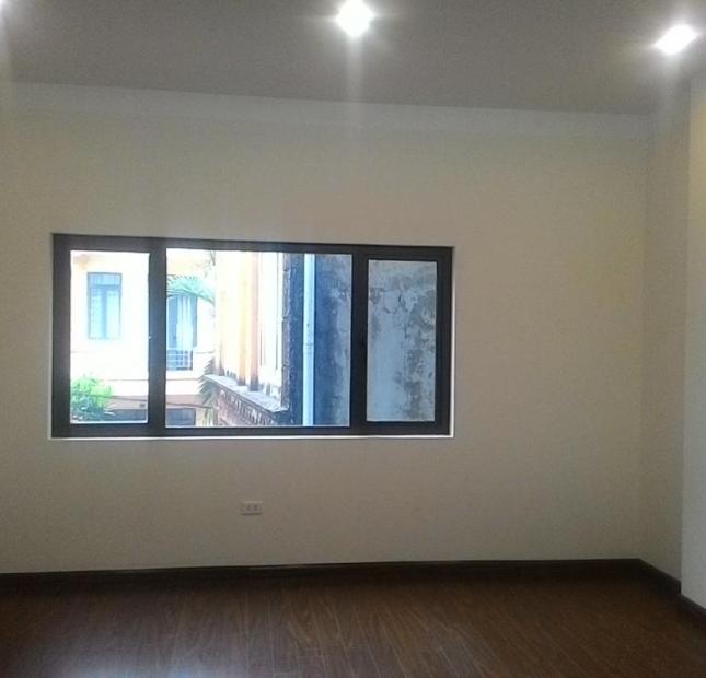 Bán nhà 3,65 tỷ Xuân La, phường Xuân La, Tây Hồ 42m2, 5 tầng, 2 mặt thoáng, ô tô cách 15m