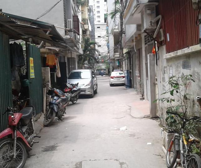 Bán nhà mặt hai ô tô tránh Nguyễn Khang 80m2, 4 tầng, giá: 7,2 tỷ