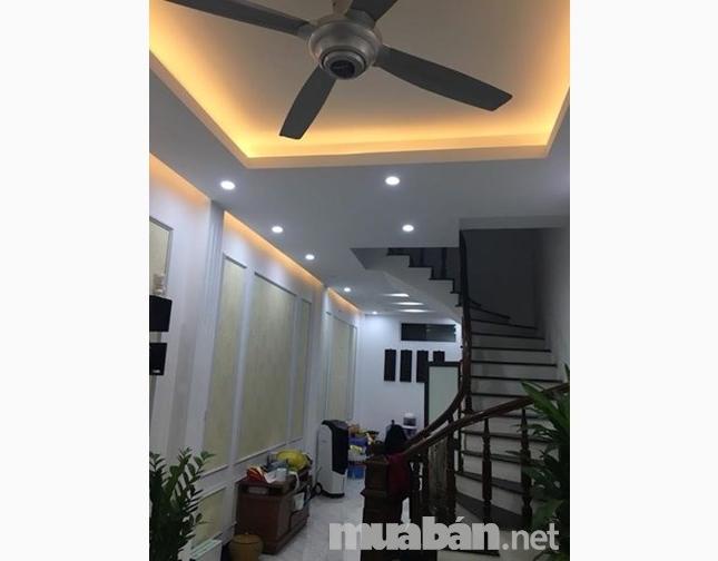 Bán Nhà còn rất mới Ngõ 174 Mai Anh Tuấn, Đống Đa 40m x 4tầng Giá 4.05tỷ. 