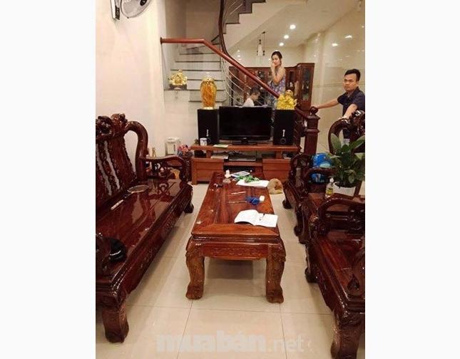 Bán Nhà còn rất mới Ngõ 174 Mai Anh Tuấn, Đống Đa 40m x 4tầng Giá 4.05tỷ. 