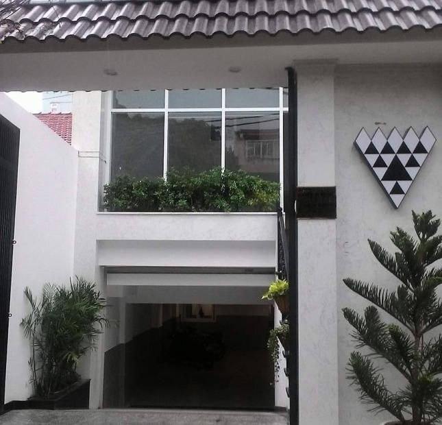 Bán nhà MT Hoa Sữa, P7, PN. DT: 5 x15m, 3 lầu, giá: 15.5 tỷ