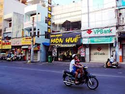 Bán gấp căn mặt tiền Tân Phước quận 10 gần chợ Nguyễn Tri Phương, giá quá tốt!