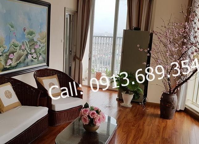 Cho thuê căn hộ chung cư 113 Trung Kính, penthouse 250m2 có sân vườn đẹp, sang trọng