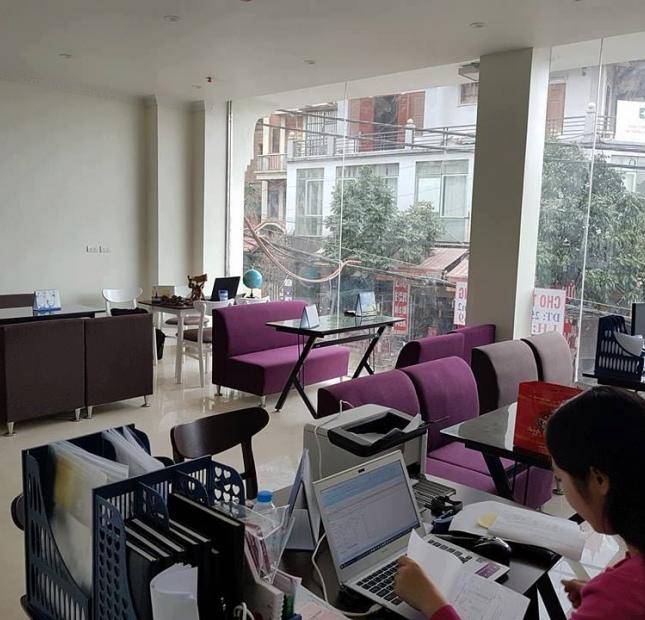 Cho thuê văn phòng đẹp tại Mễ Trì, diện tích 28m2 