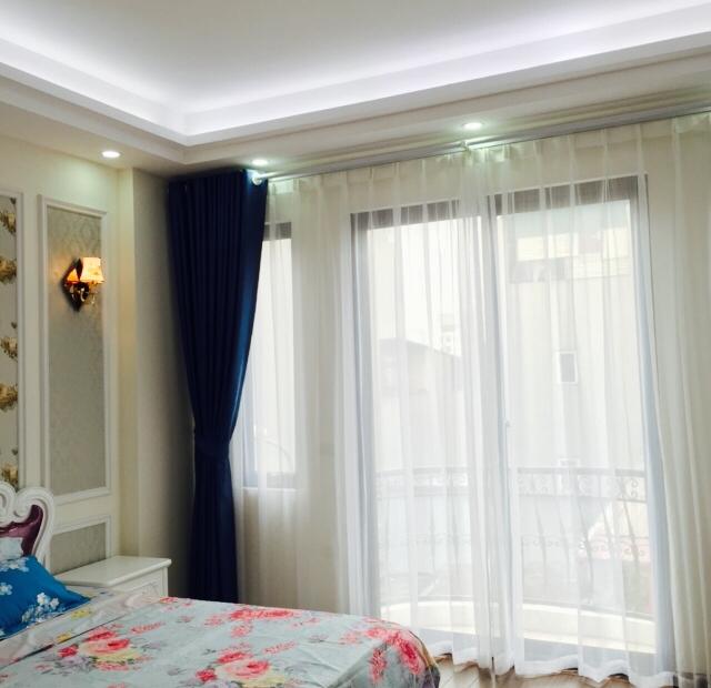 Bán nhà có gara ô tô, 40m2, 4.5 tầng, 3,7 tỷ, ngã tư Vạn Phúc, cuối Lê Văn Lương, LH 0975100988