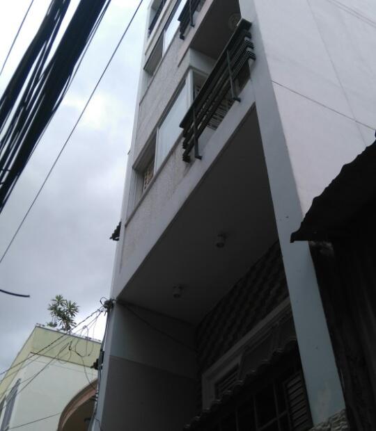 Cho thuê nhà góc 2MT 3/1B Thành Thái, ngay Nguyễn Tri Phương, 5.2x11m, 4 lầu + ST