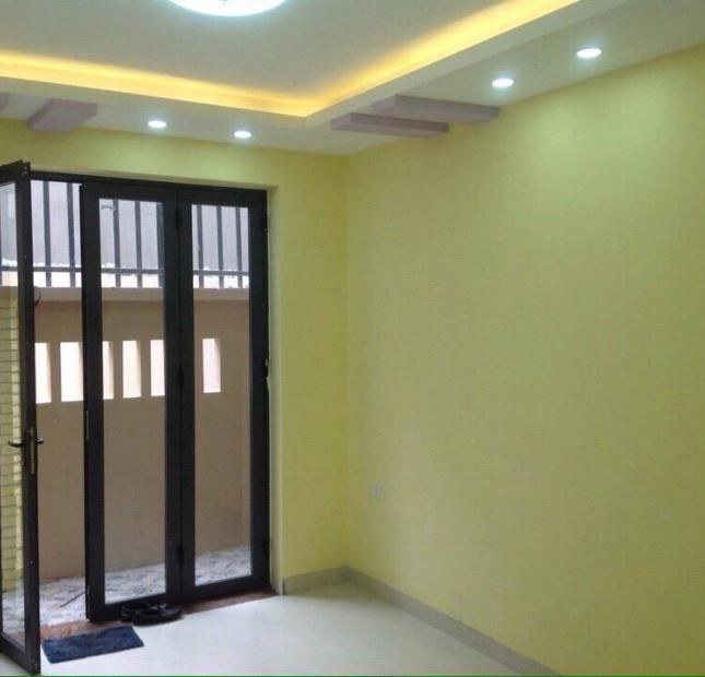 Nhà cực hiếm khu Trung Hòa, Cầu Giấy, 44m2, 5T, ngõ to, dân trí cao, nhỉnh 4 tỷ