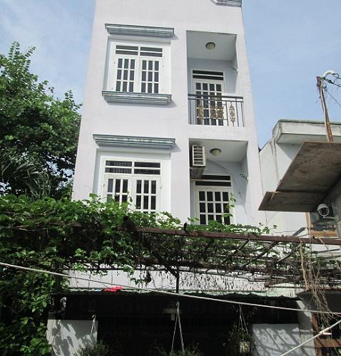 Bán nhà cực đẹp 4 tầng 2MT HXH đường Đồng Nai DT: 3.3x17 giá 8.5 tỷ
