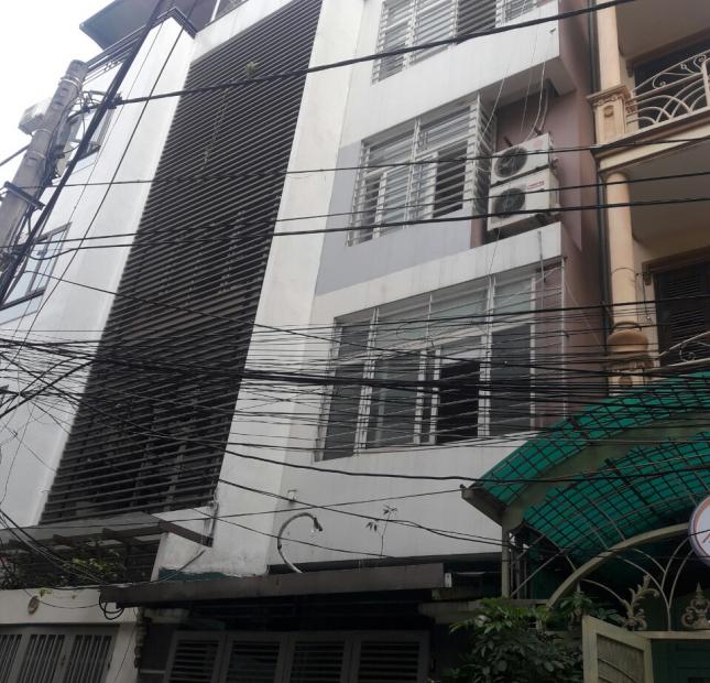  Cần cho thuê nhà Nguyễn Khánh Toàn Dt:50m2x5T,nhà trong ngĩ to giá cho thuê 17tr/tháng 