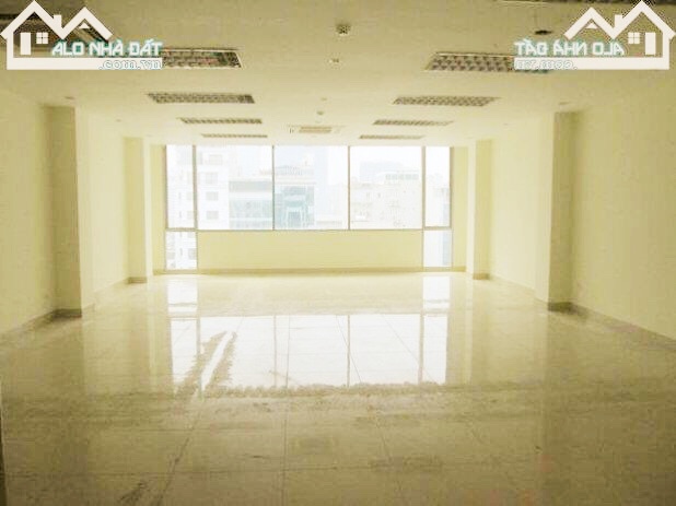 40m2 - 55m2 văn phòng cho thuê mặt phố Nguyễn Thái Học, giá chỉ từ 8tr/tháng. LH 0934693628