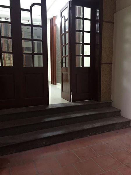 Cho thuê nhà riêng tại Nguyễn Chí Thanh.dt 60m2x4 tầng