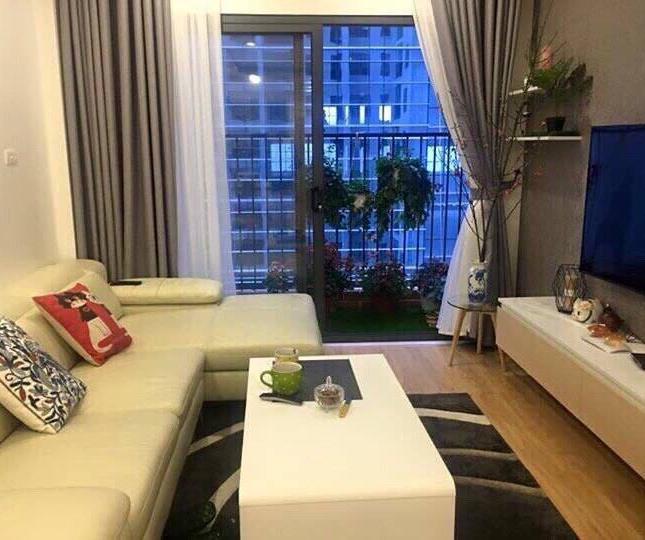 Chuyên cho thuê căn hộ CC Golden Land - Hoàng Huy, 95m2 - 130m2, giá thỏa thuận. LH: 0936496919.