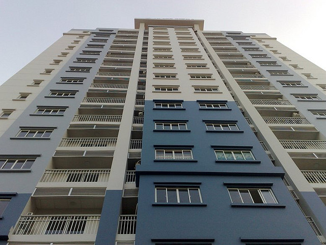 Cho thuê căn hộ cao ốc Nguyễn Phúc Nguyên(Savimex)Q3.110m2,3pn,nội thất cơ bản,giá 13.5tr/th Lh 0932 204 185