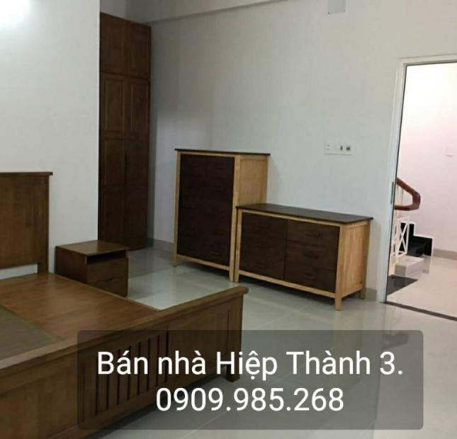 Cần bán nhà KDC Hiệp Thành 3, đường Số 1, căn góc 2 mặt tiền, tiện ở, mở VPCT hoặc để đầu tư