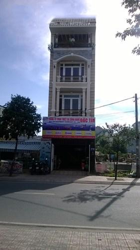 Cho thuê nhà MT Đào Trinh Nhất, DT: 5x24m, trệt, 4 lầu. Giá: 40 tr/th