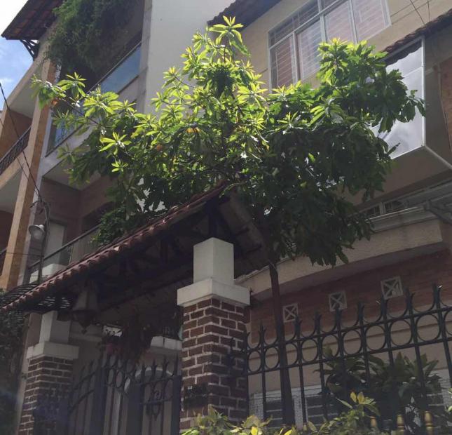 Bán nhà gấpmặt tiền Nguyễn Văn Giai, Q1, DT: 5x17m, 2 lầu, giá 20 tỉ