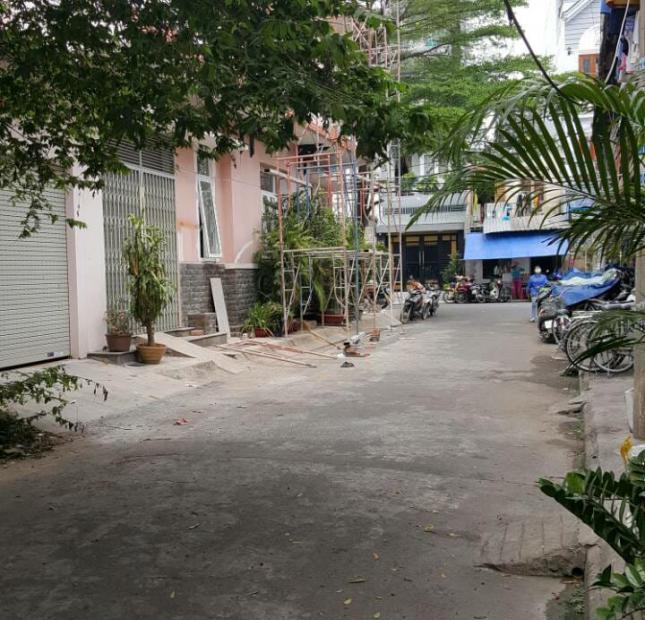 Định cư, bán nhà đường oto 8m, 52/C9 Thoại Ngọc Hầu, 4x16 =64m, cạnh UBND Quận Tân Phú