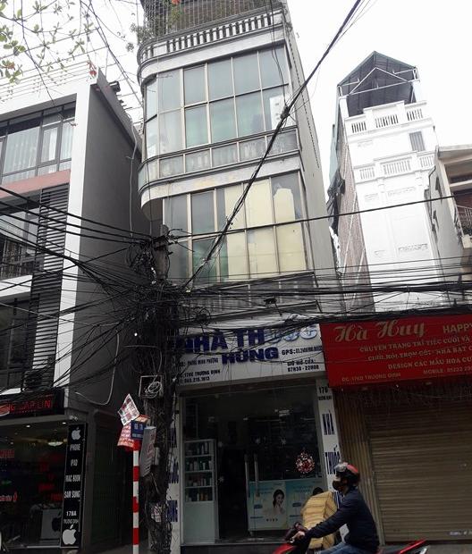 Cho thuê nhà mặt phố Ngọc Lâm, 52m2, 5 tầng, mt 4m