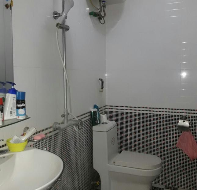 Bán nhà ngõ Phố Vĩnh Phúc, Ba Đình 98m2 x 5T, cực đẹp, ôtô 4 chỗ vào nhà Giá 9 tỷ