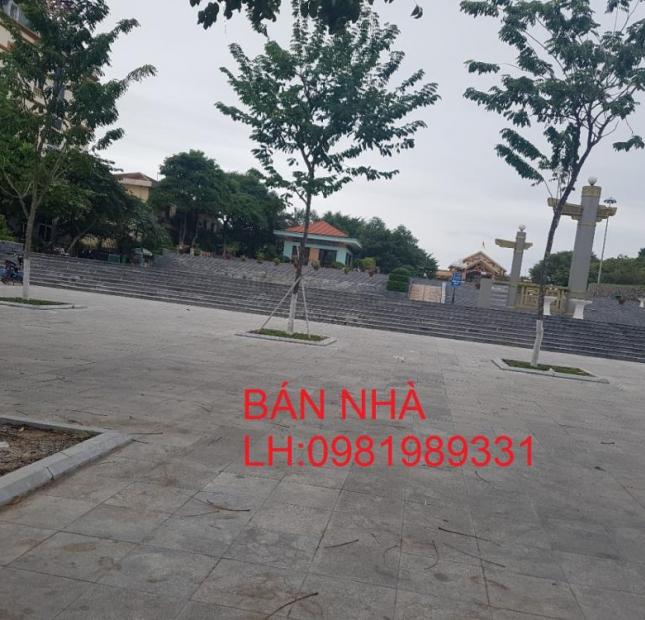 Cần bán ngôi nhà 3 tầng mặt đường Ngô Gia Tự, Suối Hoa, TP Bắc Ninh