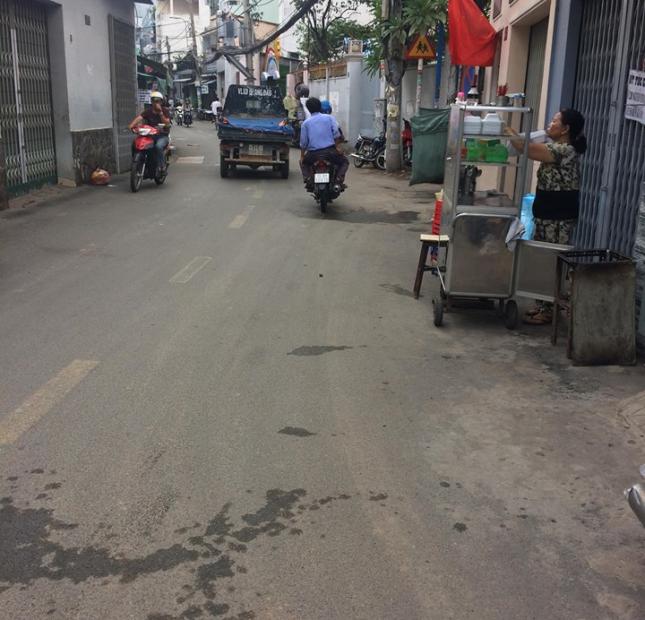 Mặt tiền đường Nguyễn Thượng Hiền, P. 5, Phú Nhuận