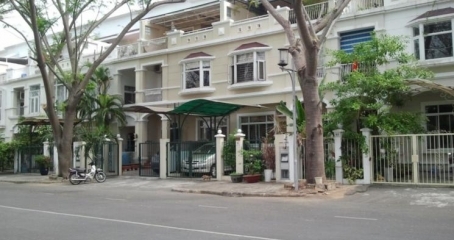 Minh can Cho thuê biệt thự tứ lập Mỹ Gia, Phú Mỹ Hưng Quận 7