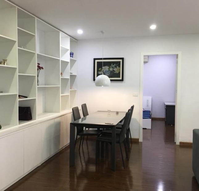 Chính chủ cần cho thuê căn hộ tại chung cư Golden Land 275 Nguyễn Trãi, 115m2, 2PN, đủ đồ.
