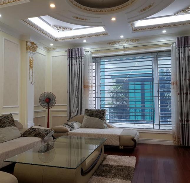 Bán nhà mặt phố Nguyễn Công Hoan, kinh doanh, cho thuê. 55m, 5 tầng, giá 20,5 tỷ.