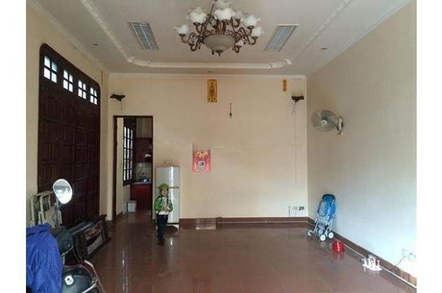 Cho thuê nhà riêng khu phân lô Minh Khai, Lạc Trung,, DT 62 m2, 3.5 tầng, 2 mặt tiền rộng