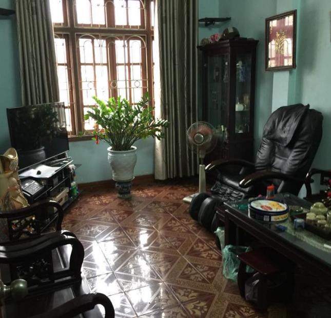 Bán nhà mặt phố Kim Mã, Ba Đình,HN: Dt 45m2x4T, Mt3.5m, giá 15.5 tỷ