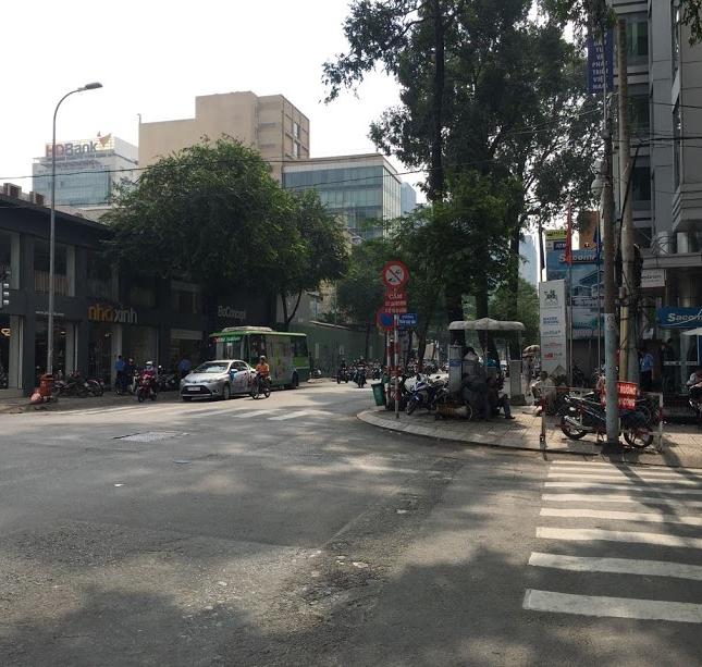 Cho thuê nhà góc hai mặt tiền Hai Bà Trưng và Trần Cao Vân, Quận 1 TP Hồ Chí Minh
