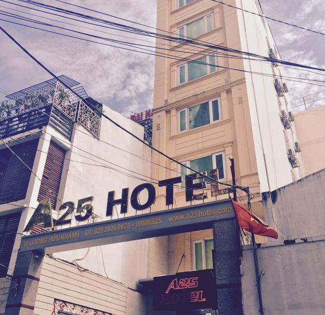 Bán khách sạn Mặt Tiền Phạm Ngũ Lão, Q1,DT:4,5mx22M,H+8L , Giá:62 Tỷ cho thuê 250tr.