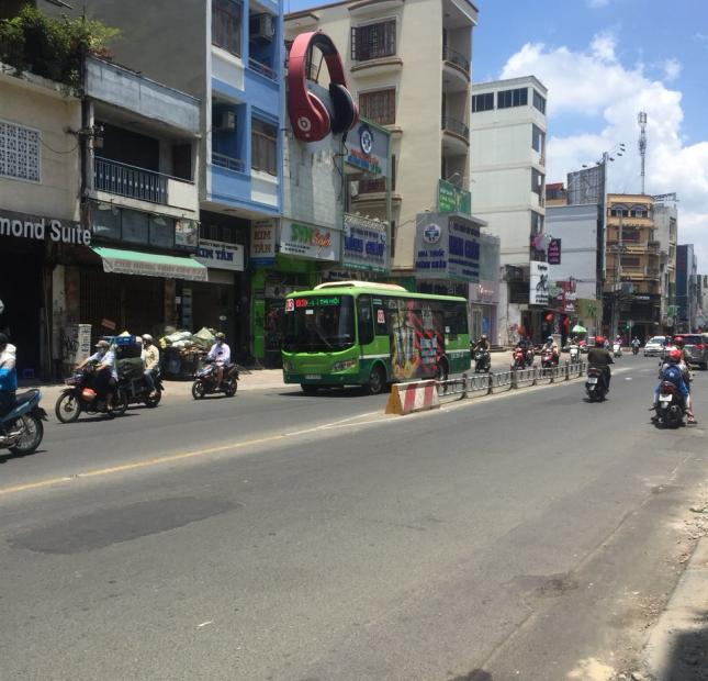 Cho thuê nhà mặt phố tại Đường Hai Bà Trưng, Quận 1,  Hồ Chí Minh giá 300 Triệu/tháng