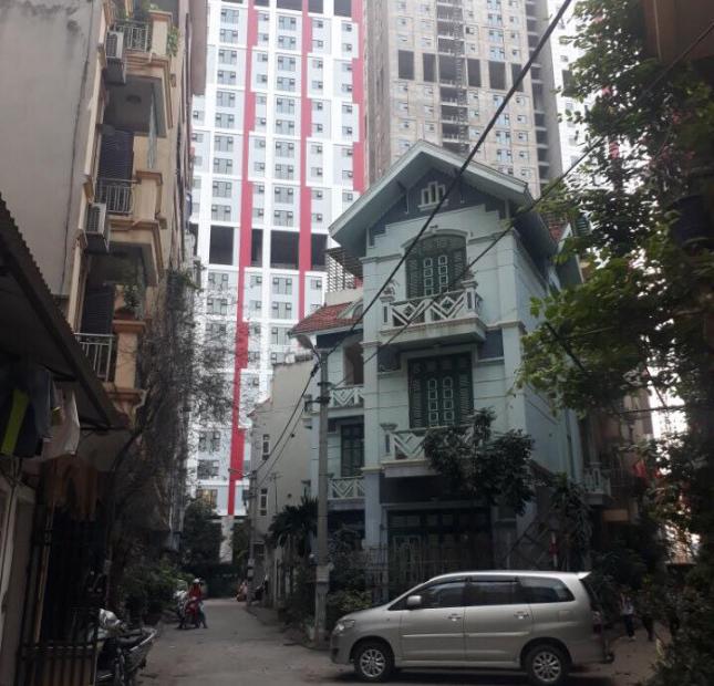Bán nhà phố Duy Tân, ô tô vào nhà, 52m2, 5 tầng, giá 7,9 tỷ