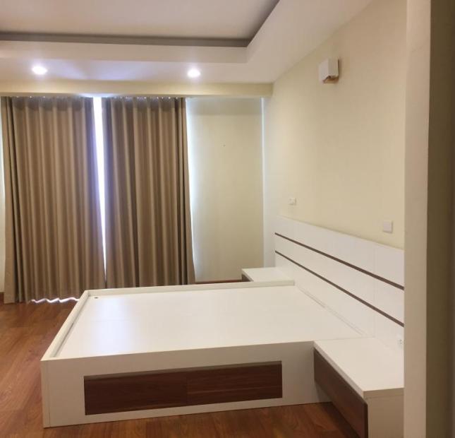 Cho thuê căn hộ cao cấp tại 172 Ngọc Khánh 107m2, 3PN đủ đồ giá 15 triệu/tháng