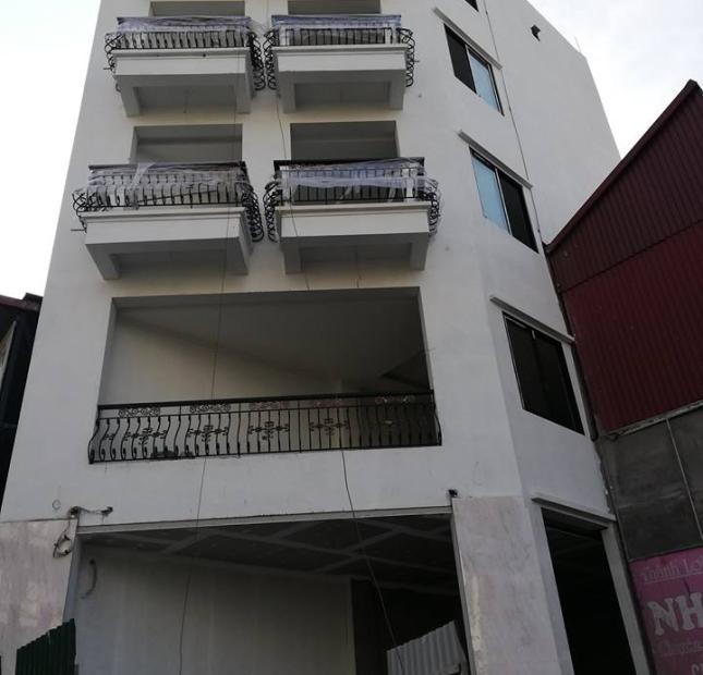 Nhà mặt phố lô góc, KD khủng, đẹp nhất khu vực 60m2, 5 tầng, 40 tr/tháng tại phố Lạc Trung