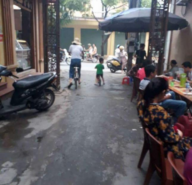 Bán nhà ngõ phố Lê Hồng Phong, Ở luôn không phải sửa, 2.5 tỷ, 37m2