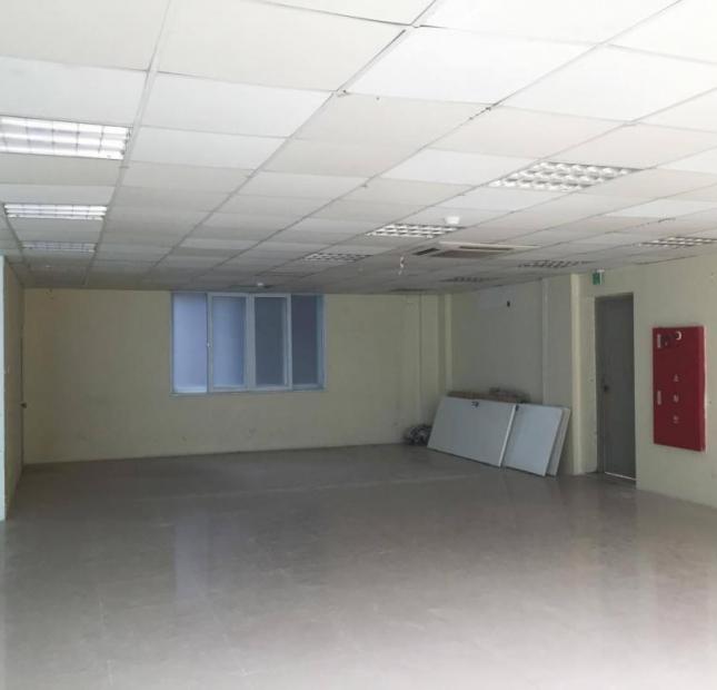 Cho thuê văn phòng ở mặt đường Nguyễn Chánh, diện tích 64m2 full đồ